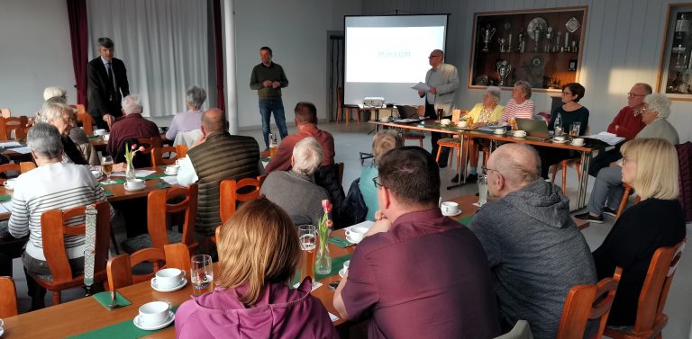 Blick in die Versammlung.